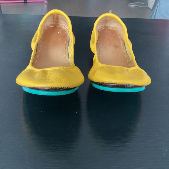 Tieks - sz 11 mustard yellow - with box, flower, bag, and shoe bag - Picture 2 of 5